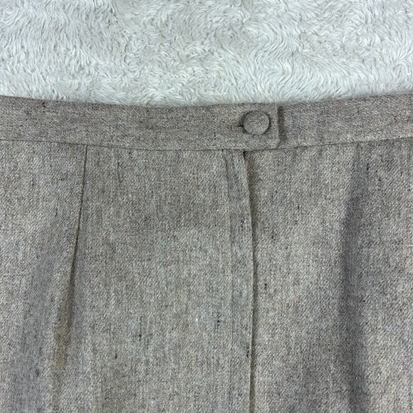 Vintage 60s pleated front cream midi skirt, size 8 - Picture 3 of 8